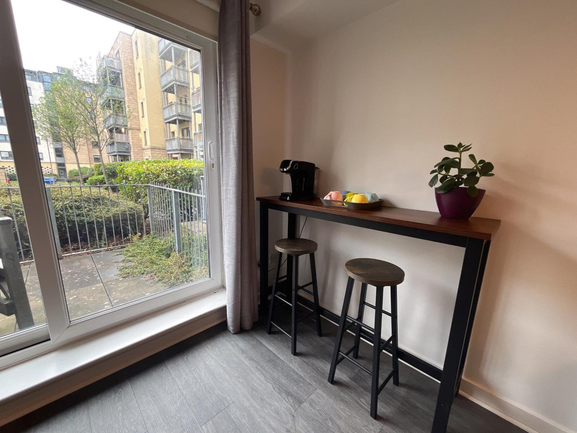 Apartment 2 Bath Free Parking, Edinburgh